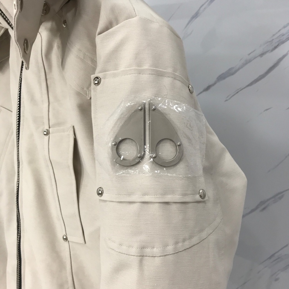 Moose Knuckles Off-White Puffer Jacket - Picture 5 of 7